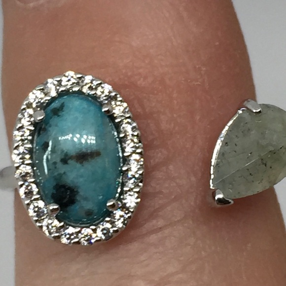 TAI RING WITH LABRADORITE & DARK BLUE OPAQUE STONE - Picture 6 of 7